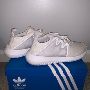 ☀️OFFERS?☀️ Adidas Tubular Viral 2